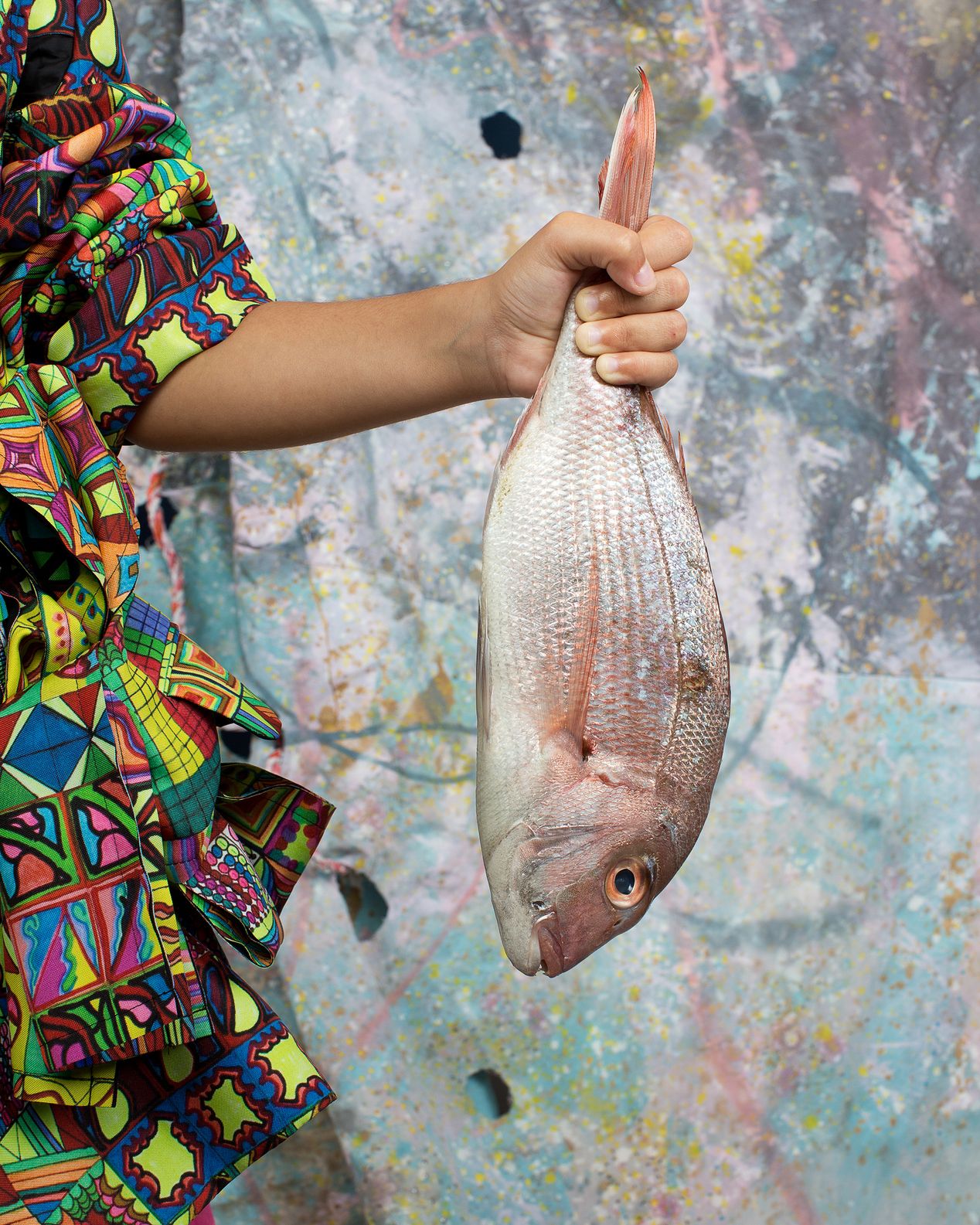 Detail of a girl holding a fish, Ilona Szwarc, Los Angeles photo studio. 